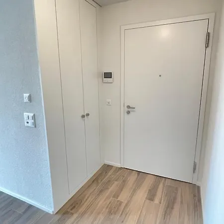 Beautiful In Apartment *
